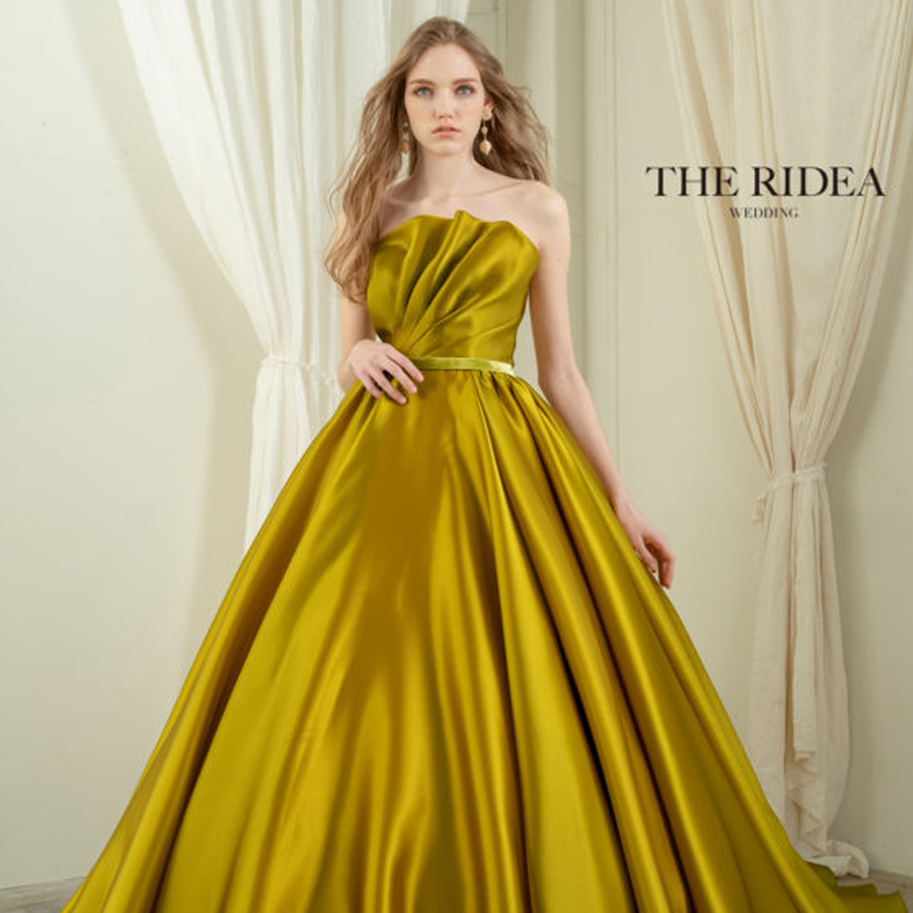 mustard color dress | アルカディアSAGA | 佐賀の結婚式場